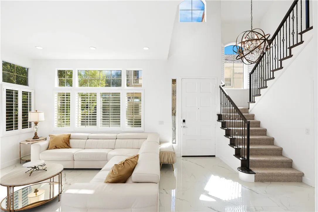 2421 E 16th 1, Newport Beach, California 92663 home-pic-5