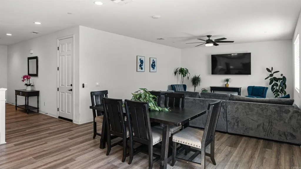 27924 Barley Court, Valley Center, California 92082 home-pic-8