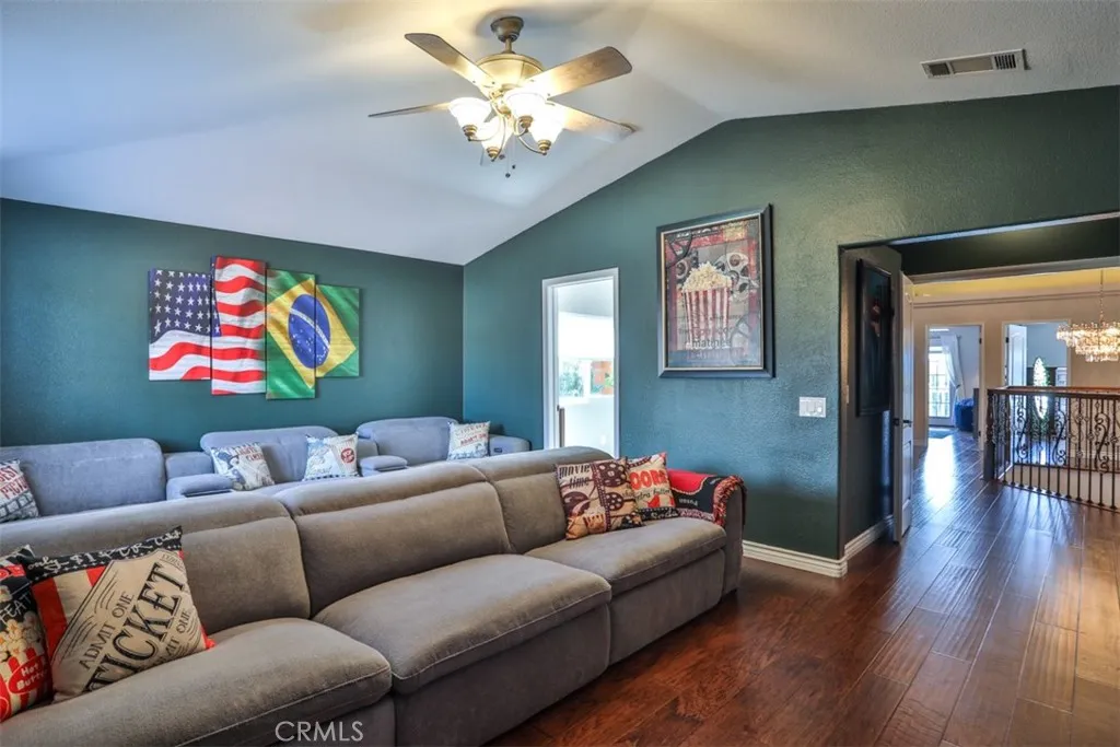 40493 Calle Katerine, Temecula, California 92591 home-pic-40