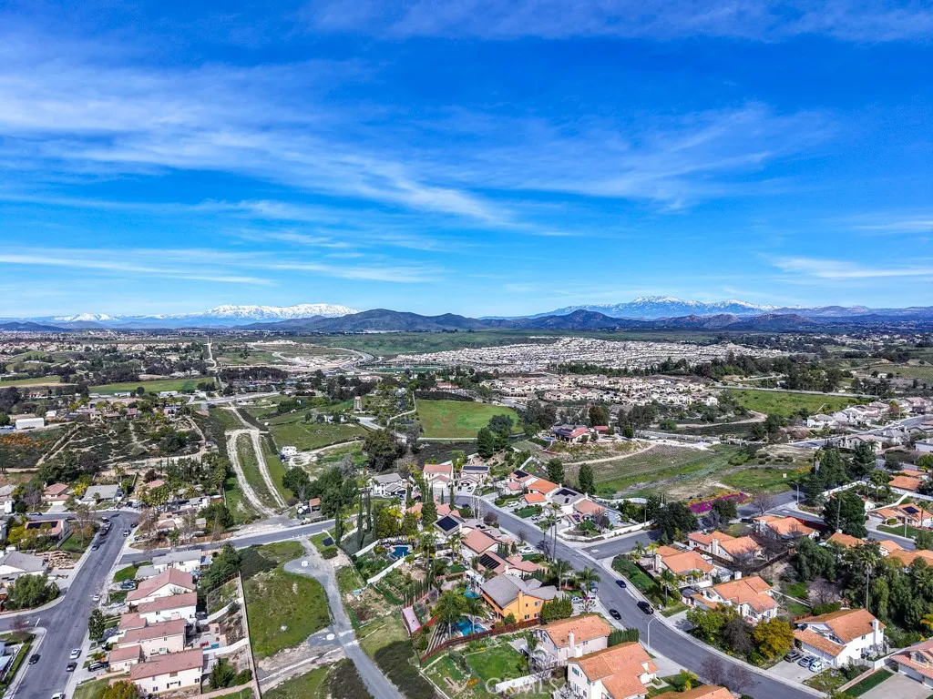 40493 Calle Katerine, Temecula, California 92591 home-pic-2