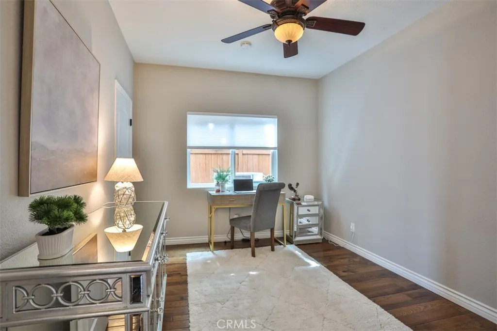 40493 Calle Katerine, Temecula, California 92591 home-pic-16