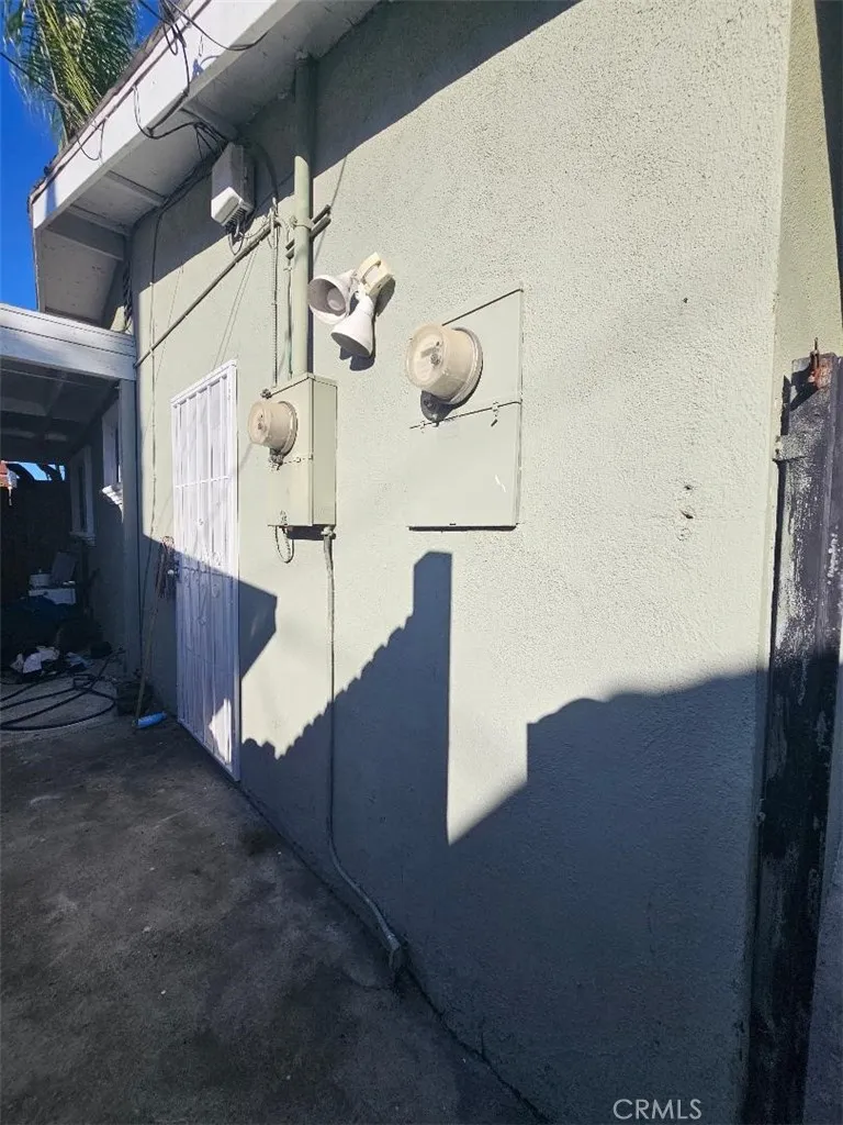 5381 Olive, Long Beach, California 90805 home-pic-7