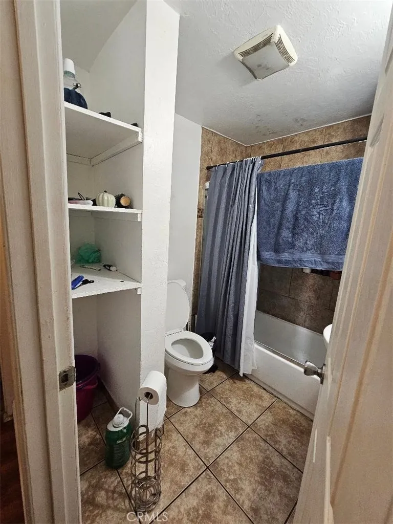 5381 Olive, Long Beach, California 90805 home-pic-14