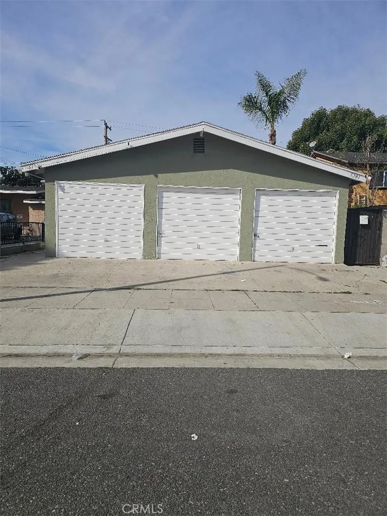 5381 Olive, Long Beach, California 90805 home-pic-1