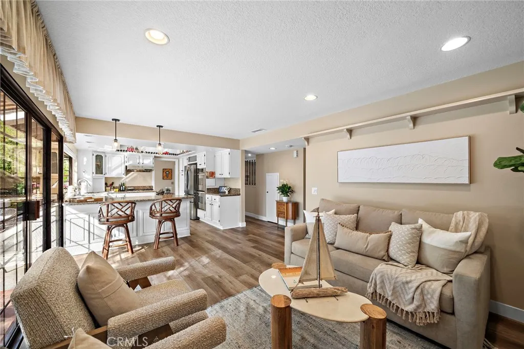 20591 Reef Lane, Huntington Beach, California 92646 home-pic-16