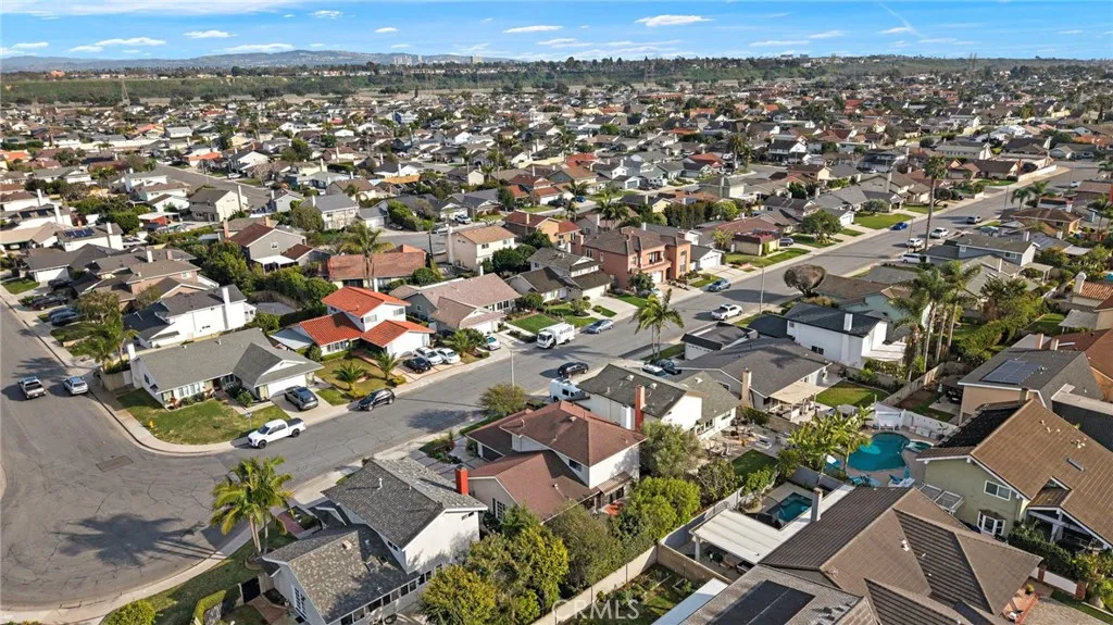 20591 Reef Lane, Huntington Beach, California 92646 home-pic-41