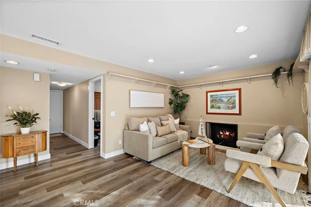 20591 Reef Lane, Huntington Beach, California 92646 home-pic-17