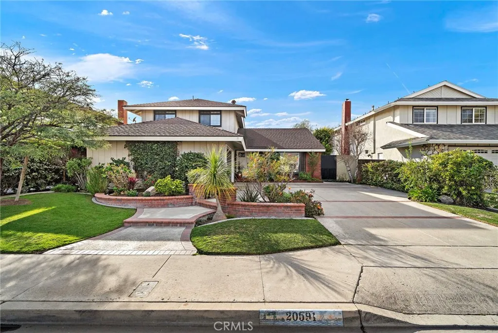 20591 Reef Lane, Huntington Beach, California 92646 home-pic-1
