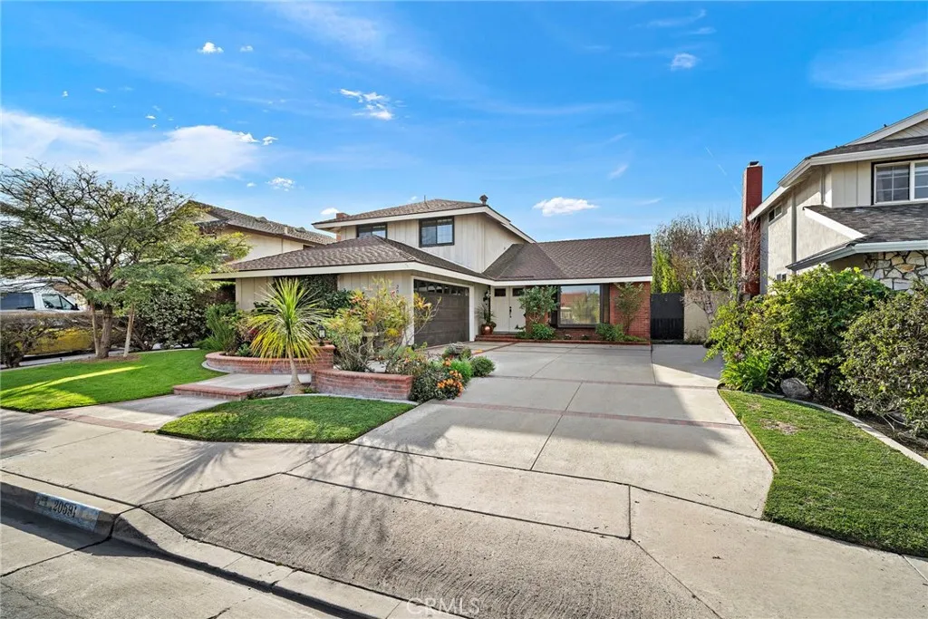 20591 Reef Lane, Huntington Beach, California 92646 home-pic-2