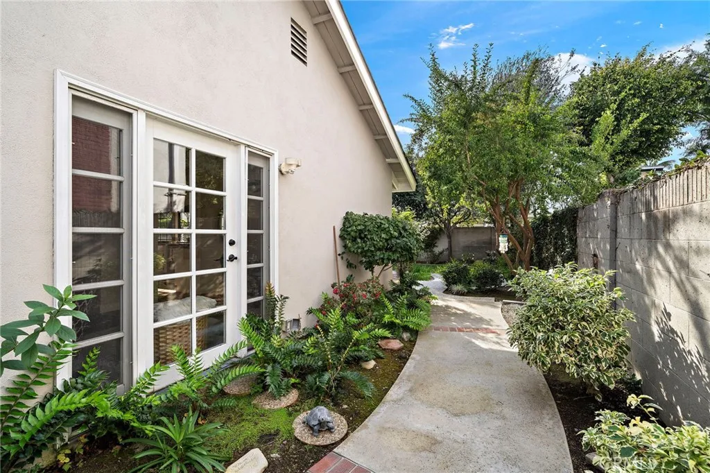20591 Reef Lane, Huntington Beach, California 92646 home-pic-33