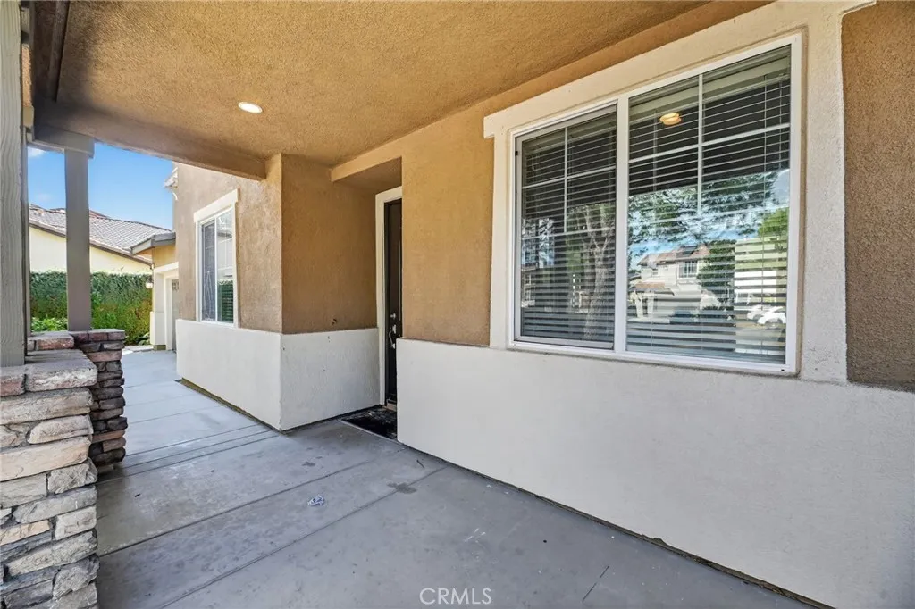 1819 Overland Court, Hemet, California 92545 home-pic-2