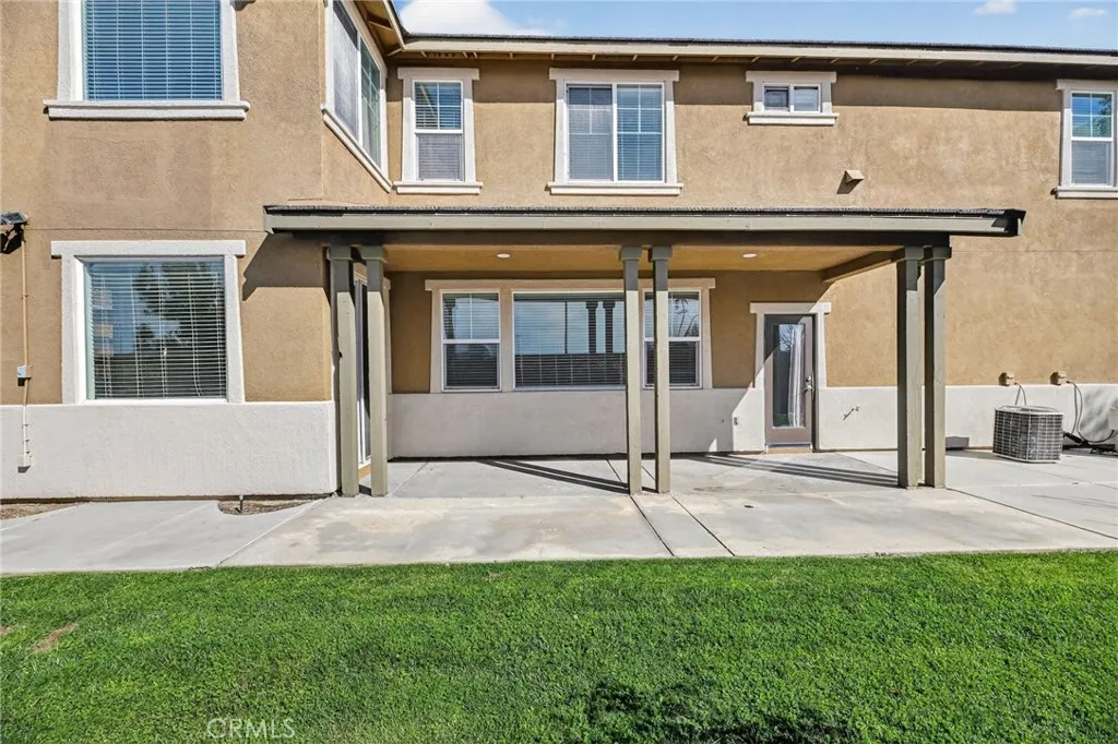 1819 Overland Court, Hemet, California 92545 home-pic-49