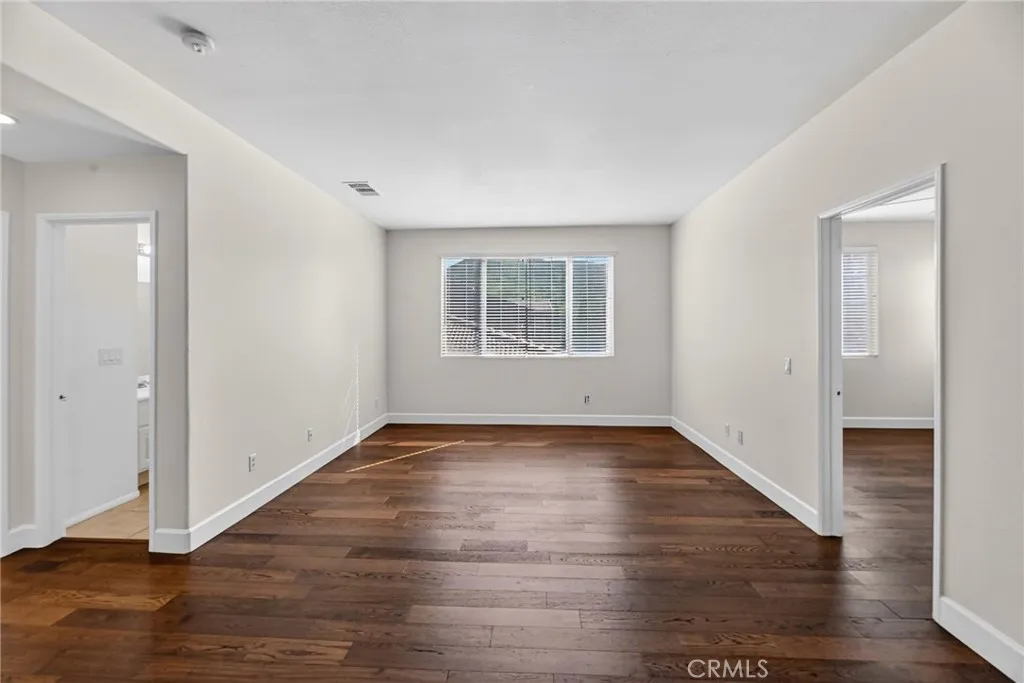 1819 Overland Court, Hemet, California 92545 home-pic-47
