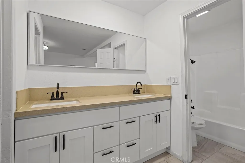 1578 Magnolia, San Bernardino, California 92411 home-pic-20