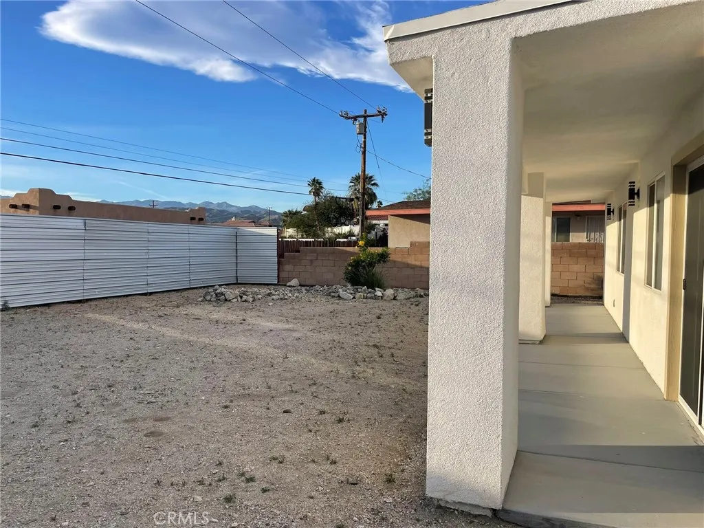 13325 Hermano, Desert Hot Springs, California 92240 home-pic-25
