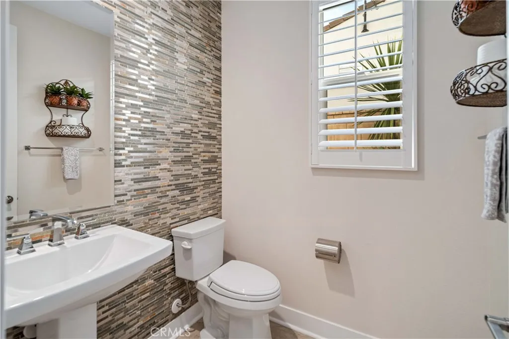 25056 Cypress Bluff, Canyon Country, California 91387 home-pic-24