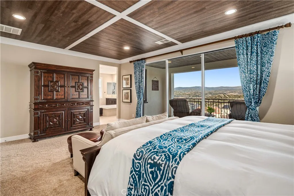 25056 Cypress Bluff, Canyon Country, California 91387 home-pic-36