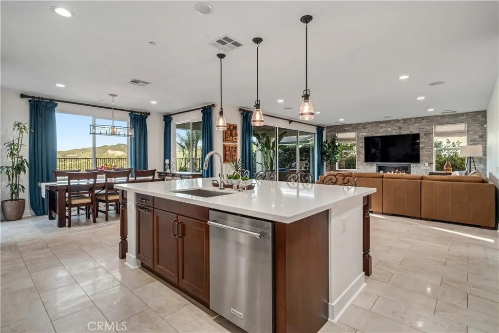 25056 Cypress Bluff, Canyon Country, California 91387 home-pic-19