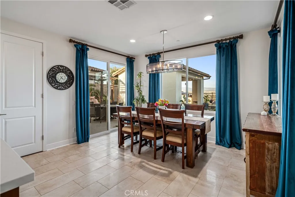 25056 Cypress Bluff, Canyon Country, California 91387 home-pic-20