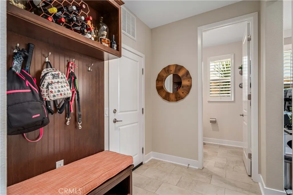 25056 Cypress Bluff, Canyon Country, California 91387 home-pic-22