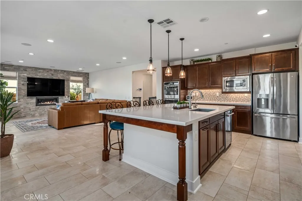 25056 Cypress Bluff, Canyon Country, California 91387 home-pic-18