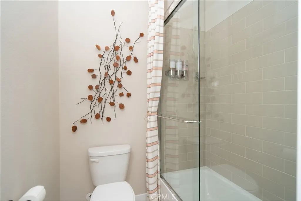 25056 Cypress Bluff, Canyon Country, California 91387 home-pic-44