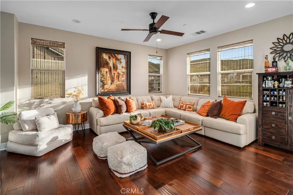 25056 Cypress Bluff, Canyon Country, California 91387 home-pic-30