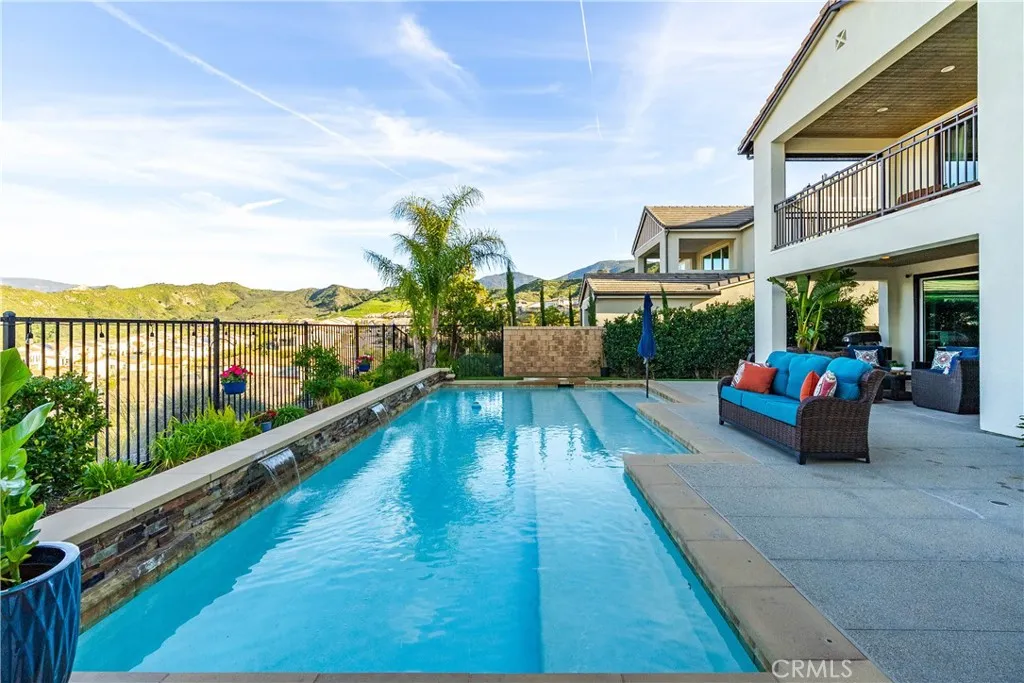 25056 Cypress Bluff, Canyon Country, California 91387 home-pic-55