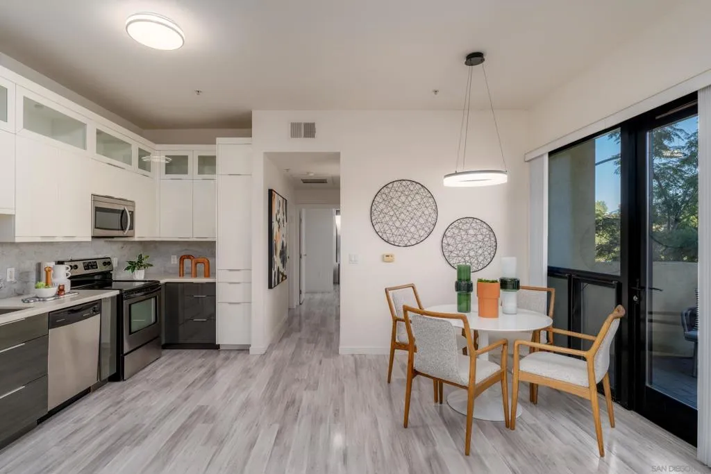 889 Date St 234, San Diego, California 92101 home-pic-7