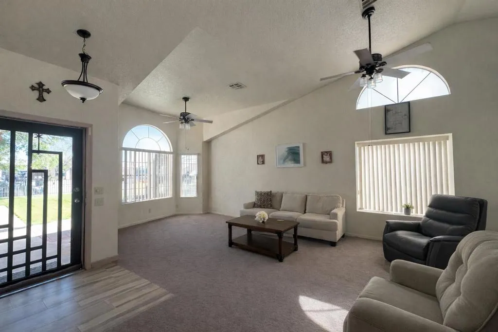 421 Tesoro Lane, Blythe, California 92225 home-pic-4