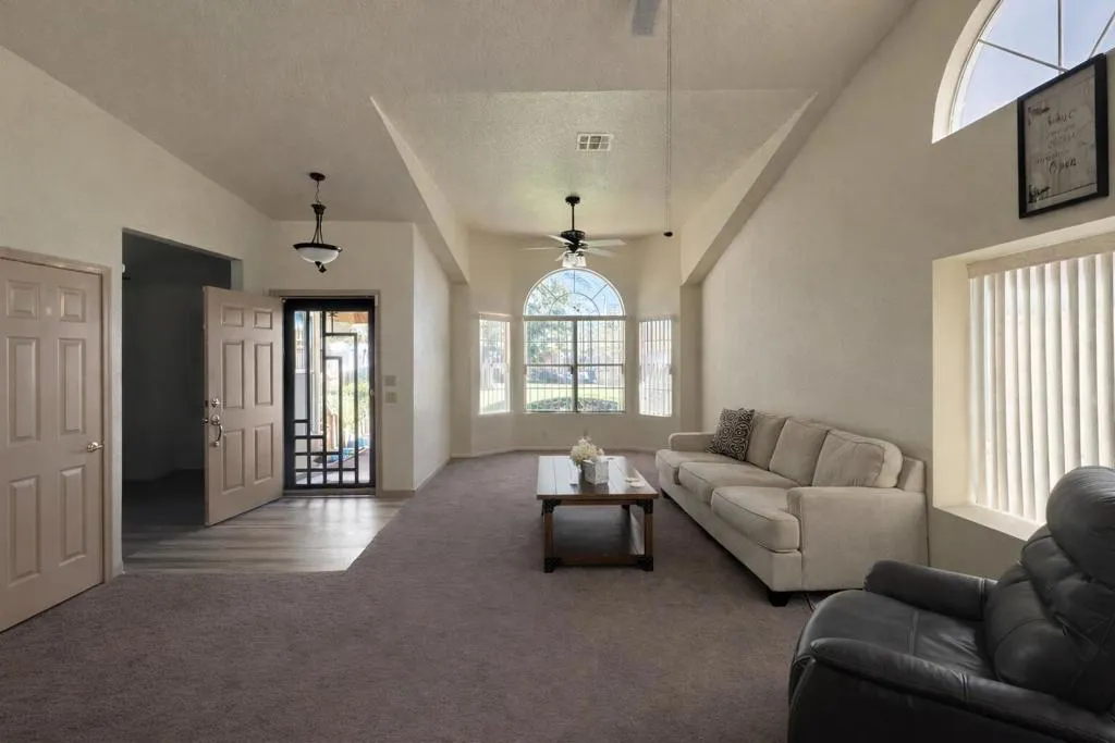 421 Tesoro Lane, Blythe, California 92225 home-pic-3