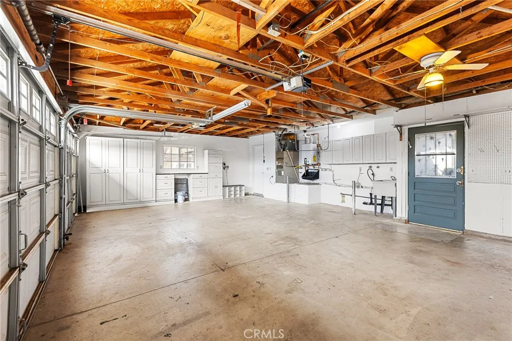 1002 Oregon Trail, Banning, California 92220 home-pic-13