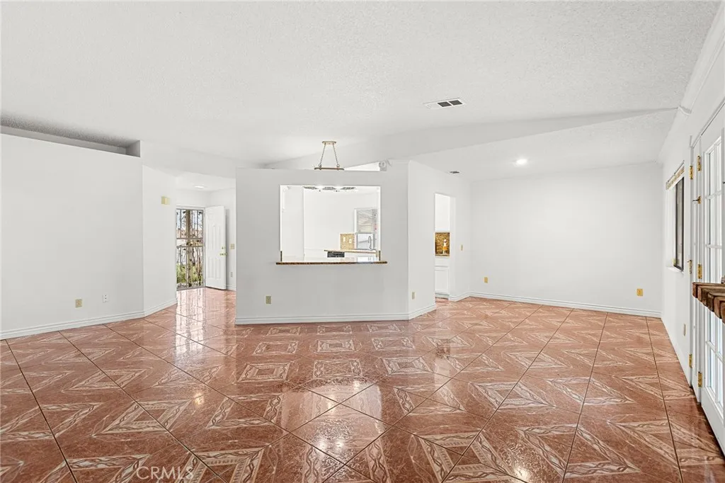 1002 Oregon Trail, Banning, California 92220 home-pic-29