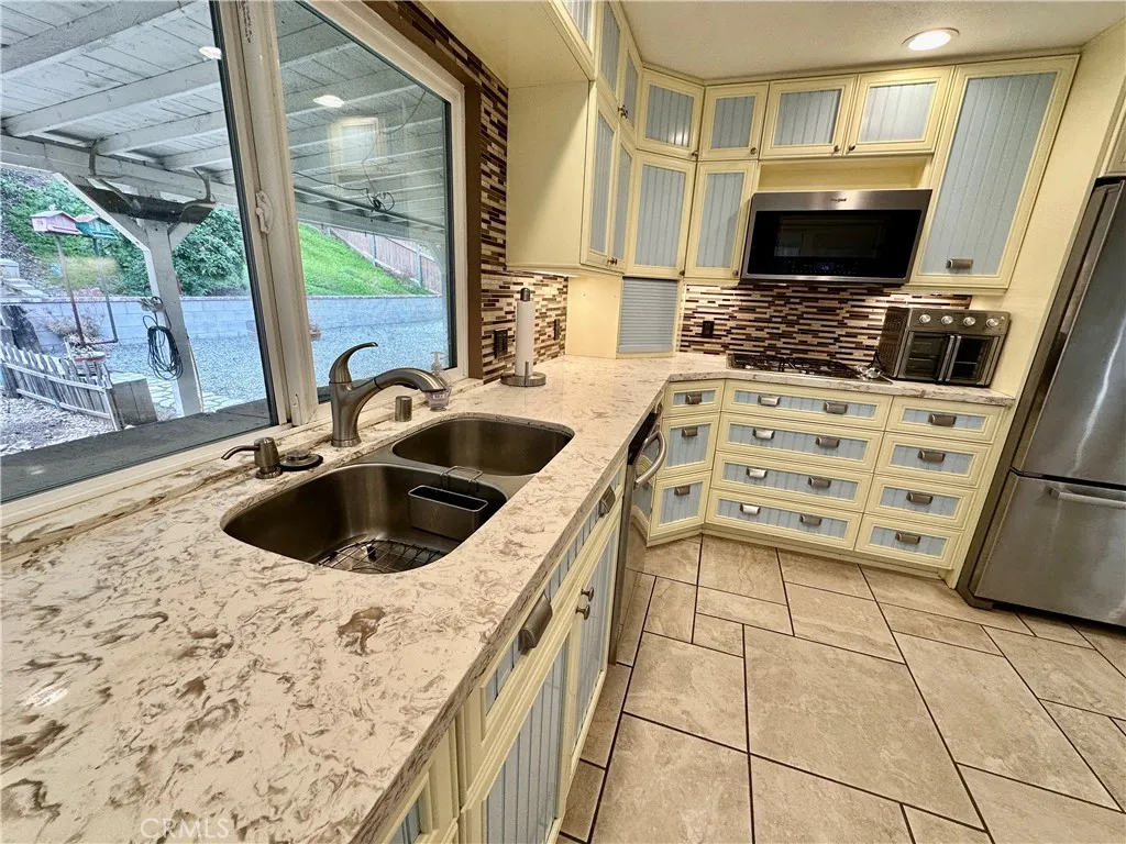 2937 Blandford Drive, Rowland Heights, California 91748 home-pic-13