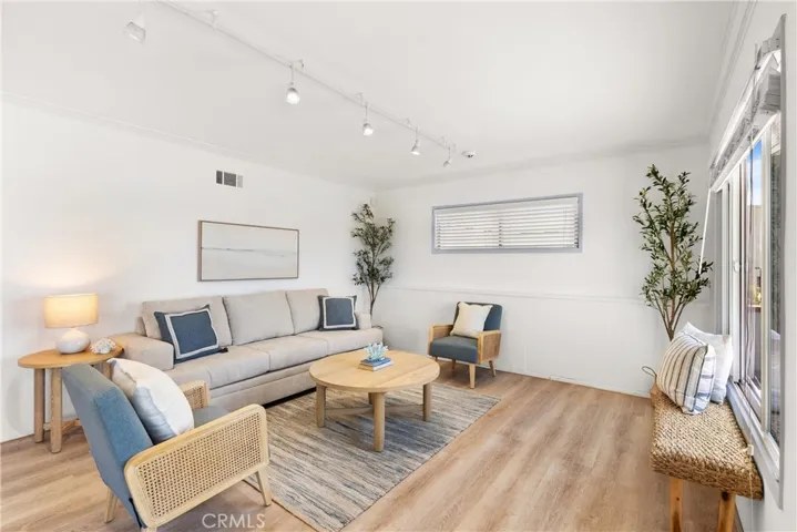Unit D (1 Bed/1 Bath Unit) - Living Room