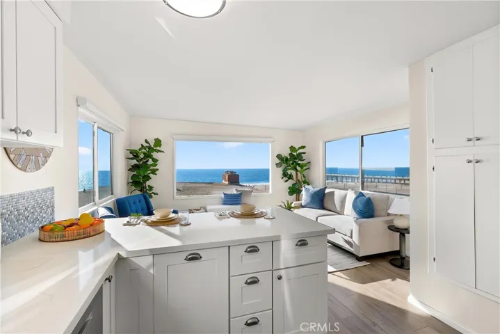 Unit B (2 Bed/2 Bath Unit) - Kitchen