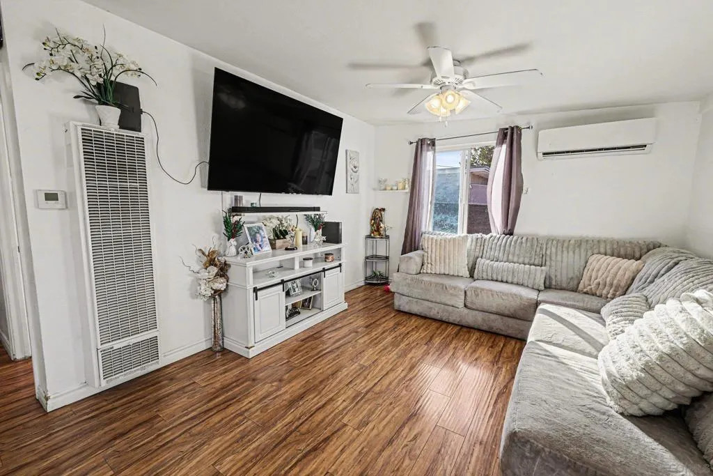 4469 G Street, San Diego, California 92102 home-pic-2