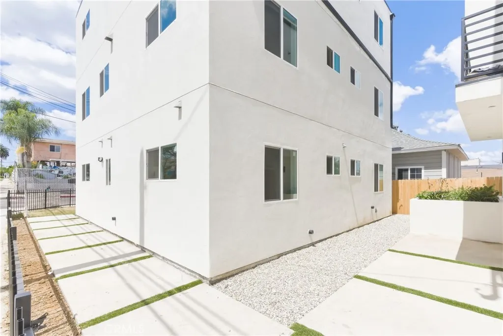 2843 Folsom, Los Angeles, California 90033 — photo 5