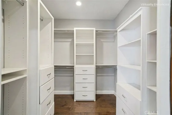ample storage Walk in Closet