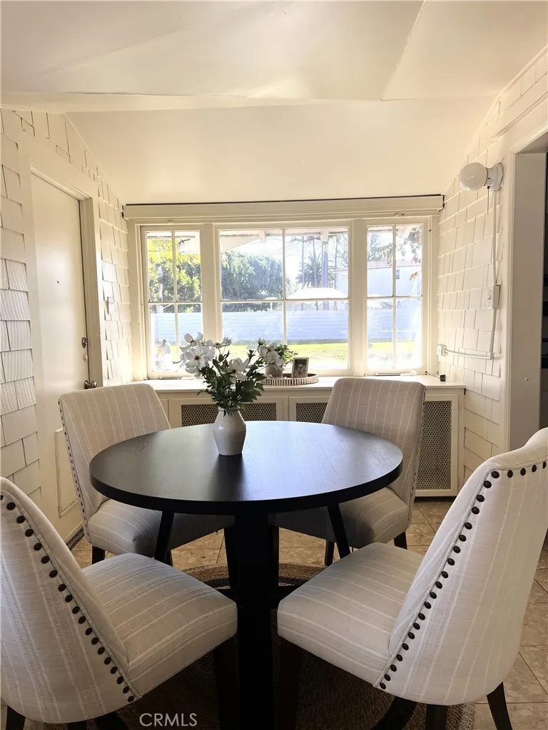 4202 Locust, Long Beach, California 90807 home-pic-6