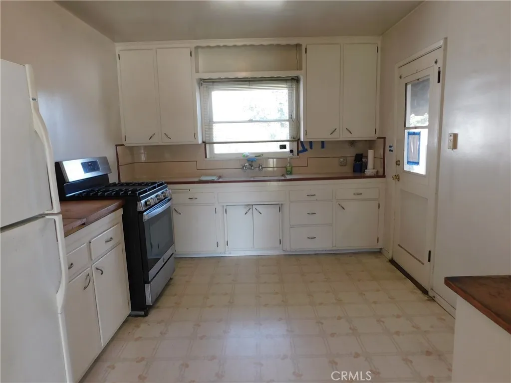 15055 Marwood Street, Hacienda Heights, California 91745 home-pic-8