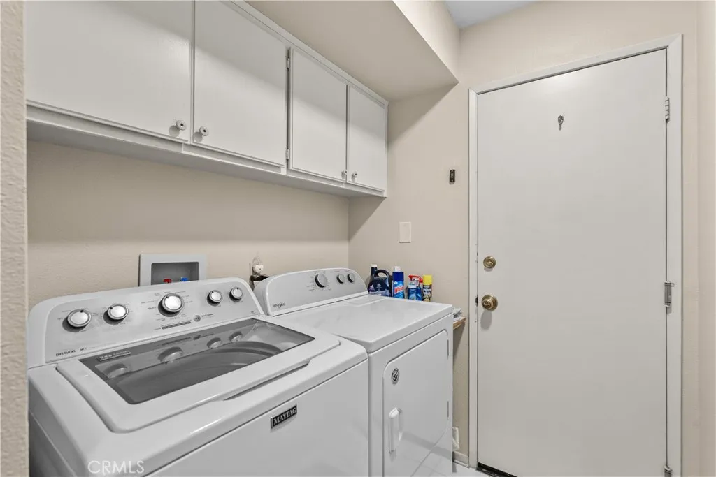 22619 Oxford, Saugus, California 91350 home-pic-15