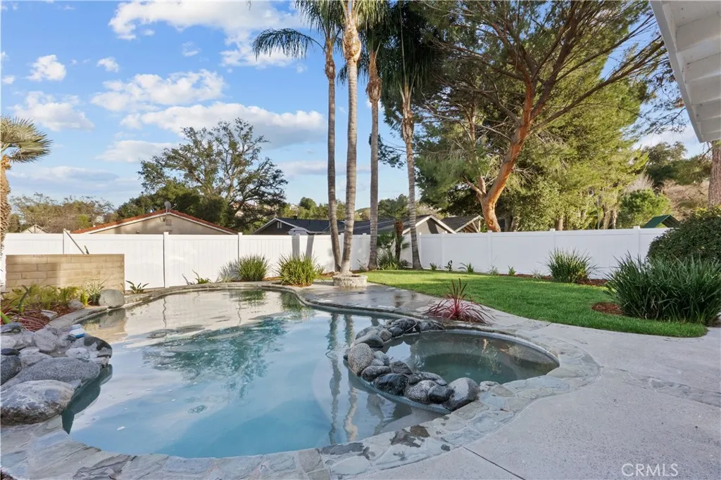25072 Atwood, Newhall, California 91321 home-pic-29