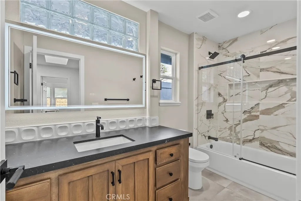 25072 Atwood, Newhall, California 91321 home-pic-19