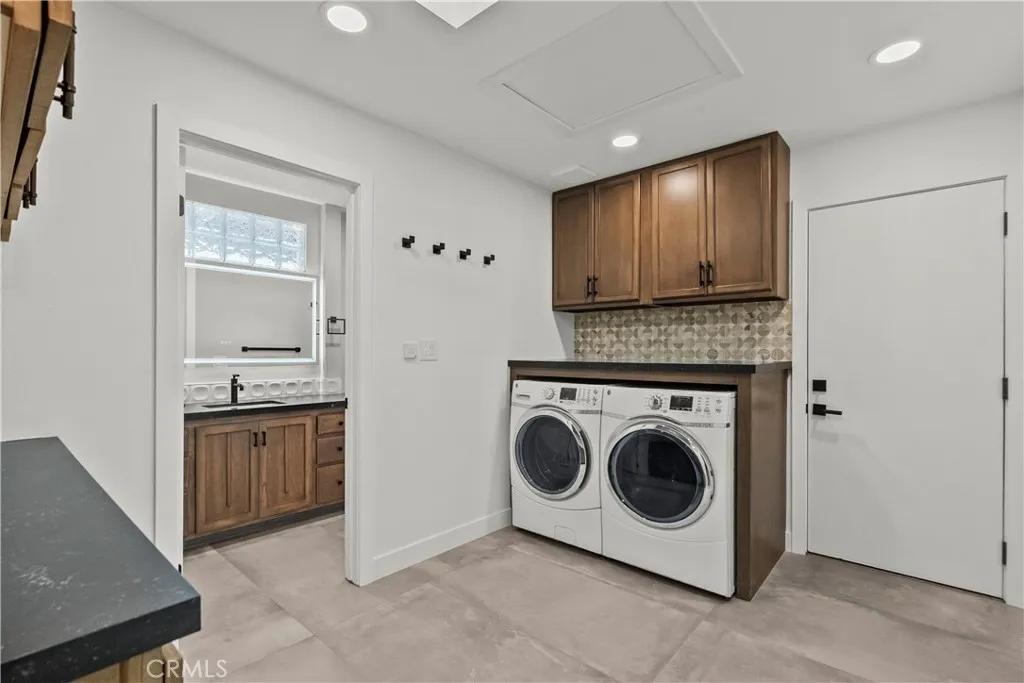 25072 Atwood, Newhall, California 91321 home-pic-17