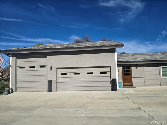 Trailer or wake surf boat and double car garage