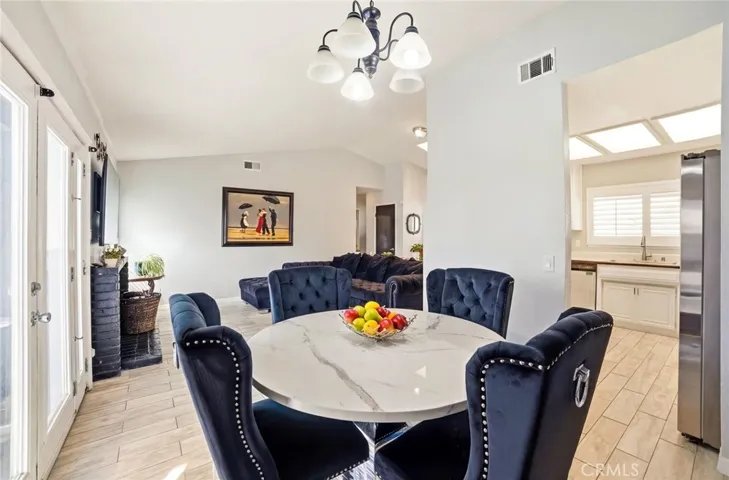DINING KITCHEN VIEW