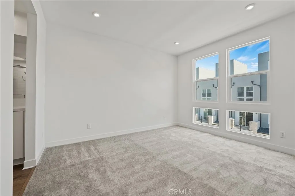 1822 W Bushell St, Anaheim, California 92805 home-pic-22