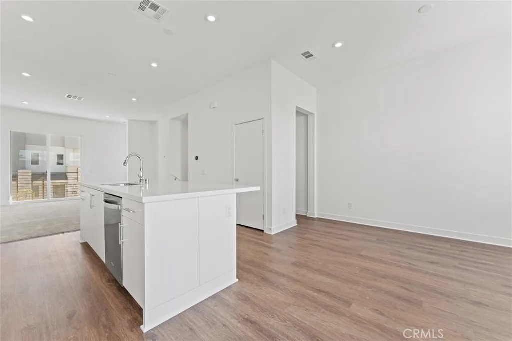 1822 W Bushell St, Anaheim, California 92805 home-pic-15