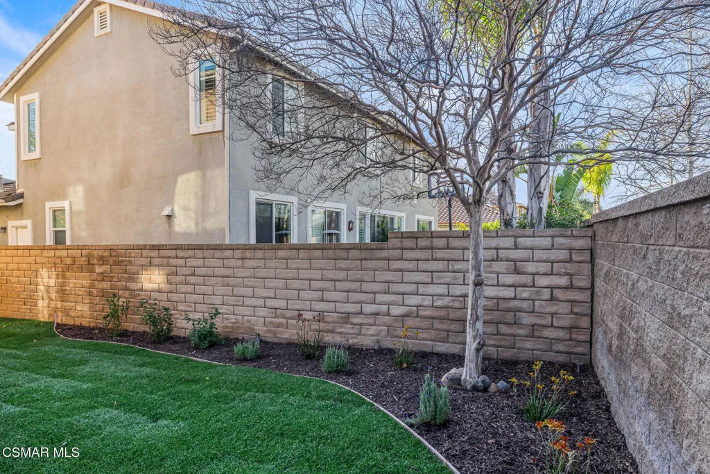 5353 Willow Oak Street, Simi Valley, California 93063 home-pic-43